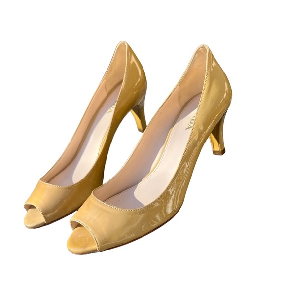 PRADA Patent Leather Yellow Peep Toe Heel w/Signature Gold Tone Plate - Picture 5 of 13